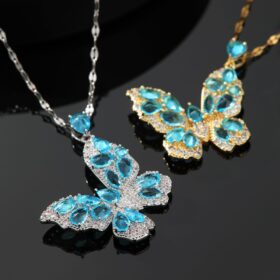Collier papillon en zircon de luxe abordable pour femme