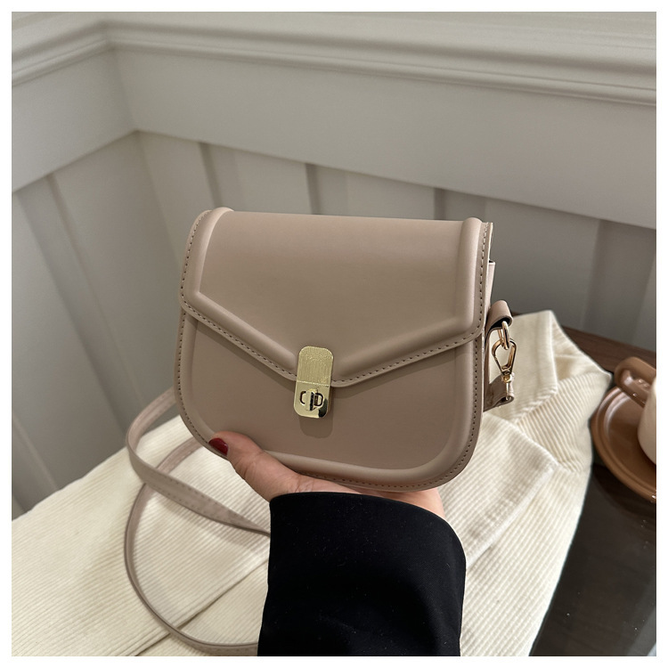 Sac messager à bandoulière avec texturé de niche – Image 5